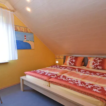 Quiet In Merlsheim With Balcony Apartament