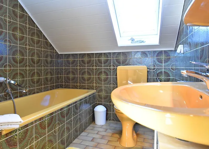 Quiet In Merlsheim With Balcony